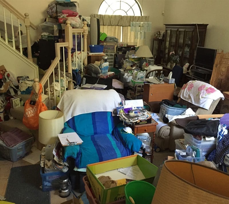 HOW SHOULD WE CLEAN A HOARDER’S HOUSE?