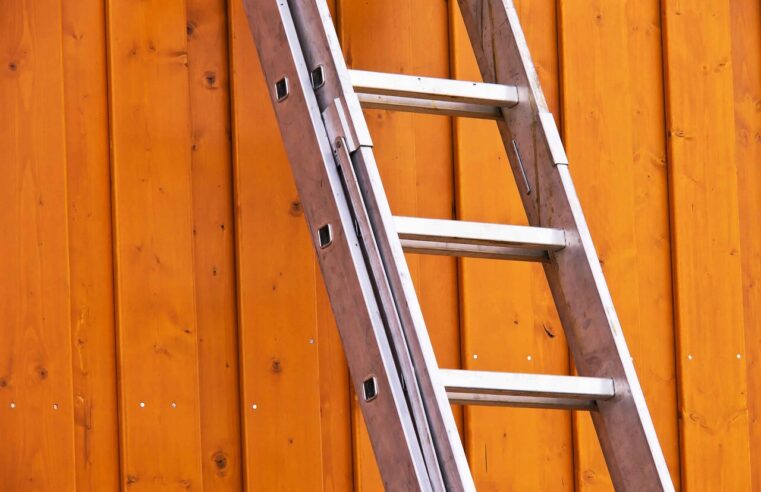 The Best Aluminum Ladders for Contractors